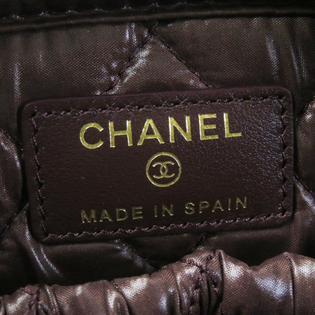 CHANEL Pouch A80910 Caviar skin black Matrasse