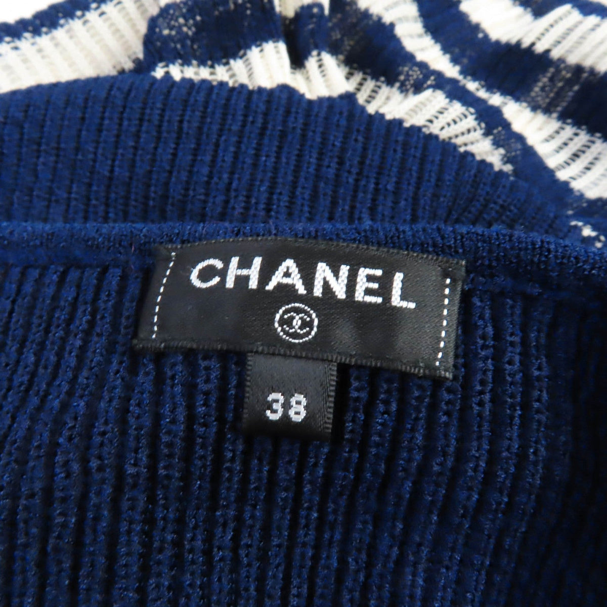 CHANEL one piece P56169 paper Navy Ivory 38