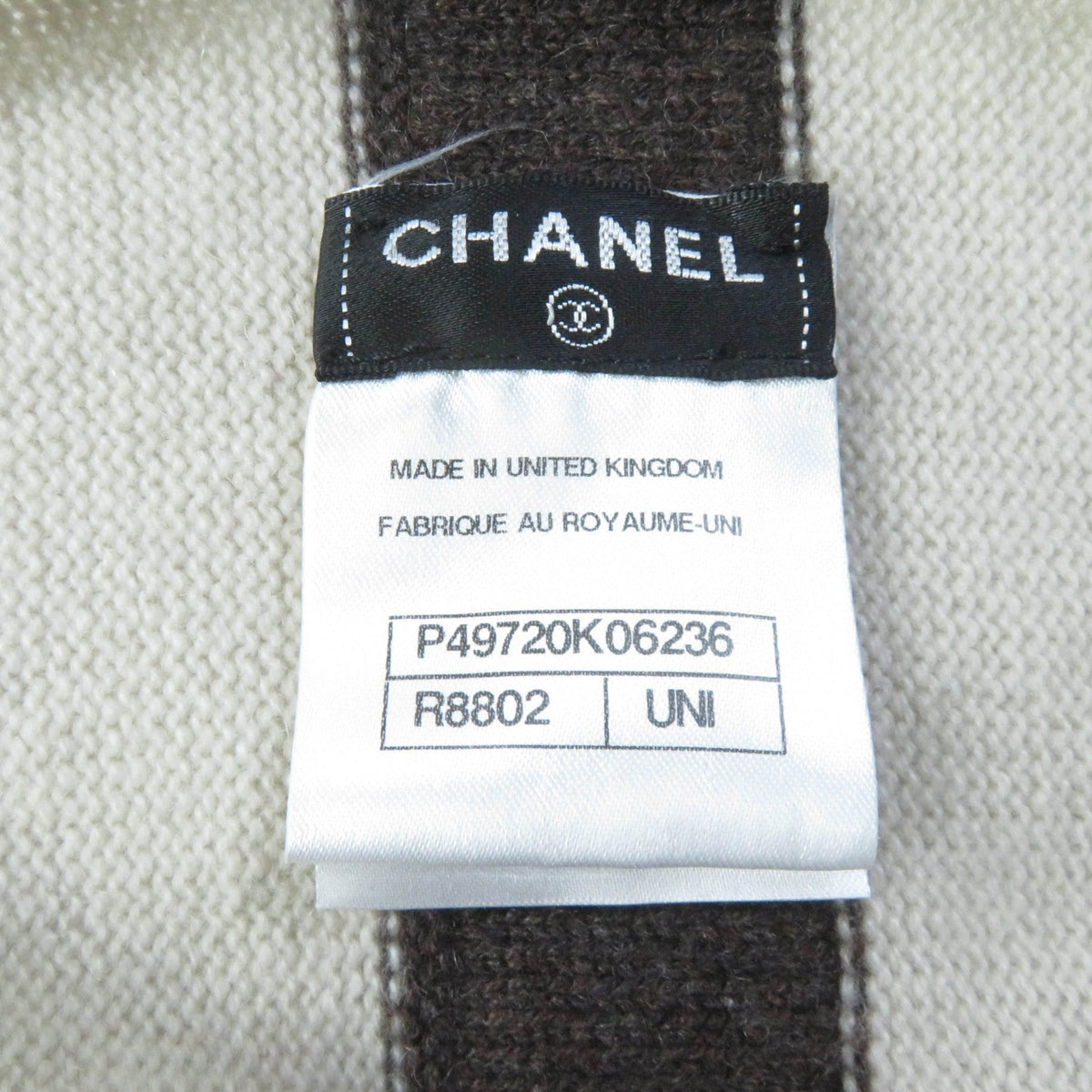 CHANEL Stall P49720 cashmere multicolor