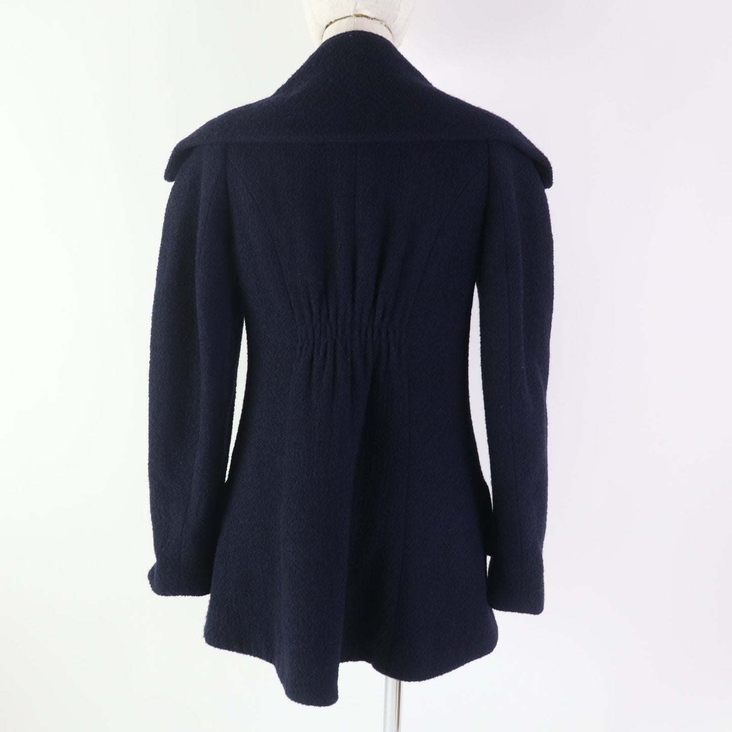 CHANEL 08A P33856 Outer: 95% wool, Outer: 5% nylon, Lining: 100% silk Navy Women 36 Used