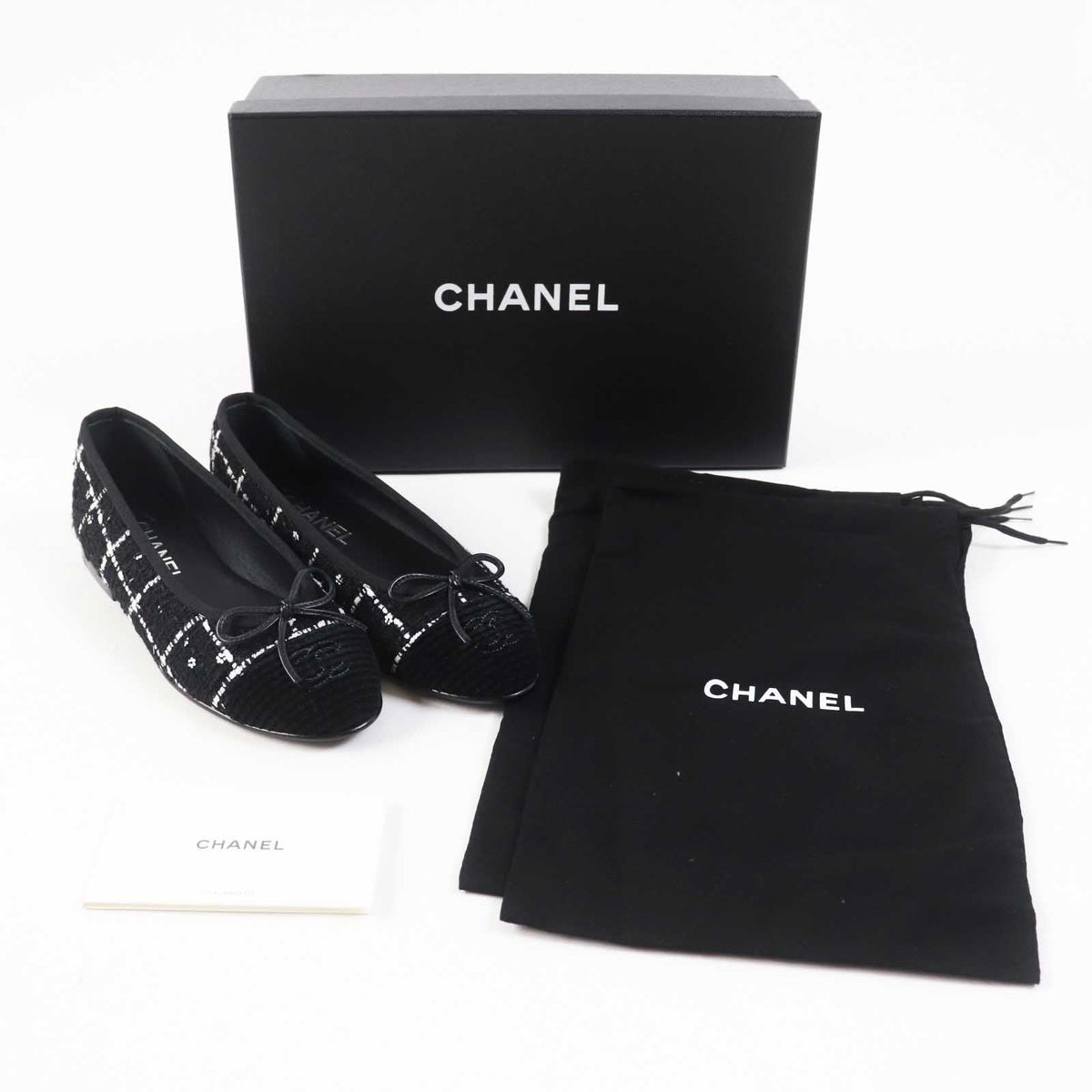 CHANEL pumps G02819 tweed Black White 36