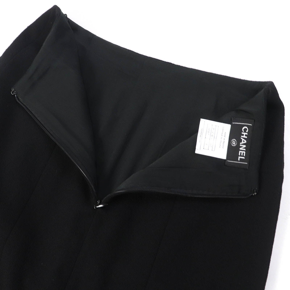 CHANEL skirt 02A P19746 Outer: 100% wool, Lining: 90% silk, Lining: 10% elastane (polyurethane) black Women 34 Used