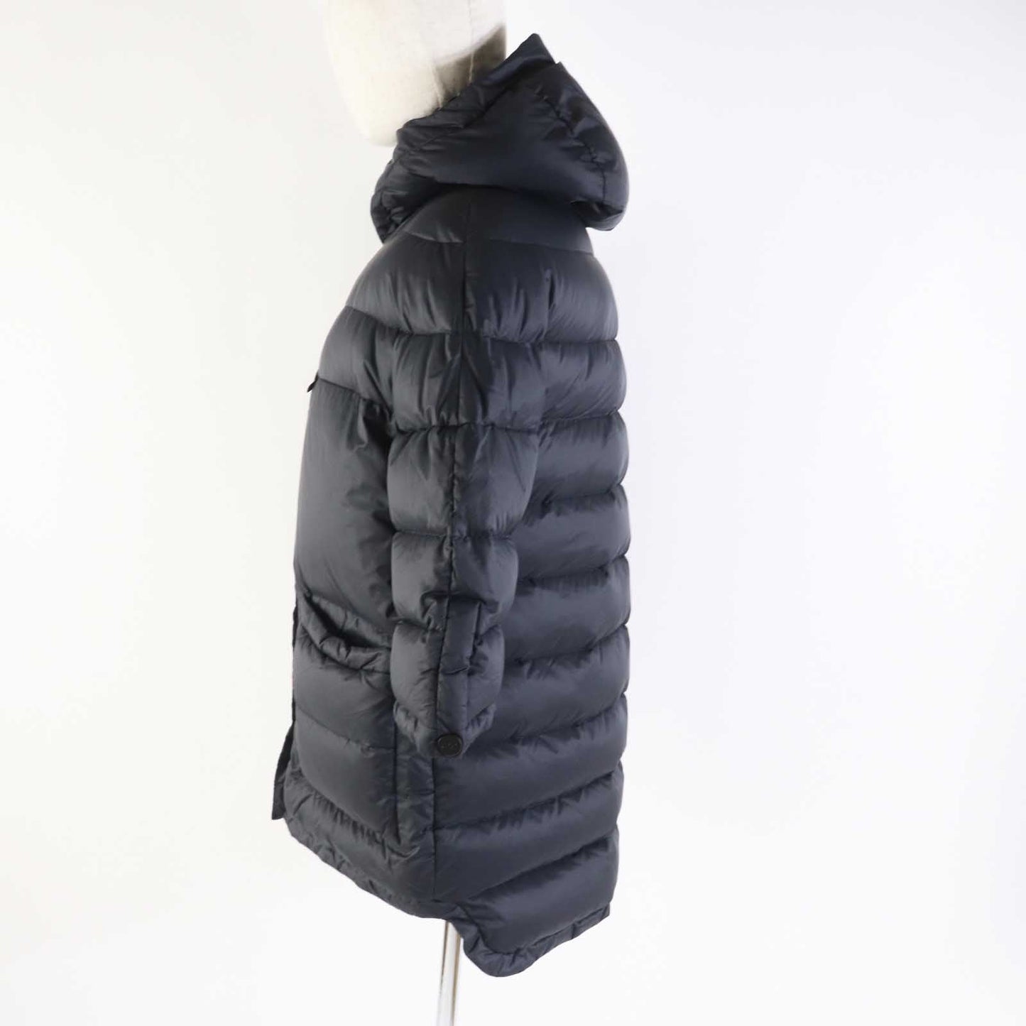 CHANEL down coat P57125 Nylon black 38