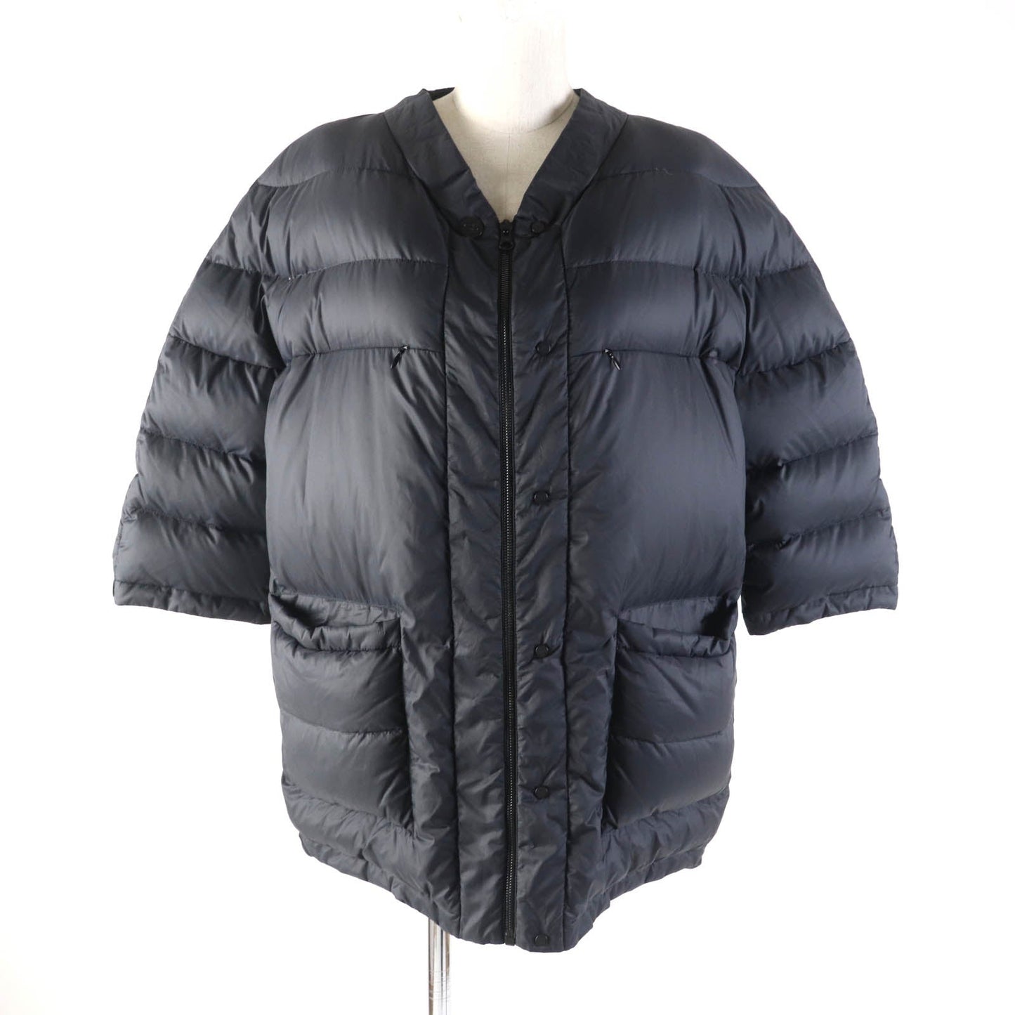 CHANEL Down jacket P57125 Nylon black