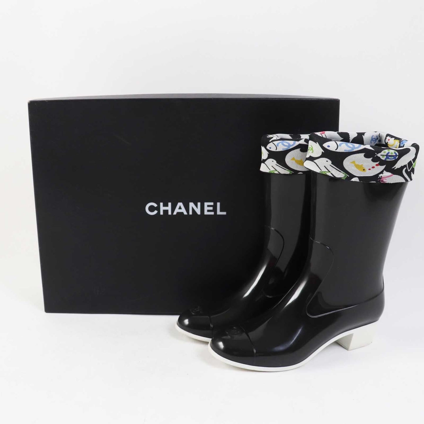 CHANEL boots 07P G25612 PVC, rubber, lining: canvas black multi HIGH BOOTS Women 37 Used