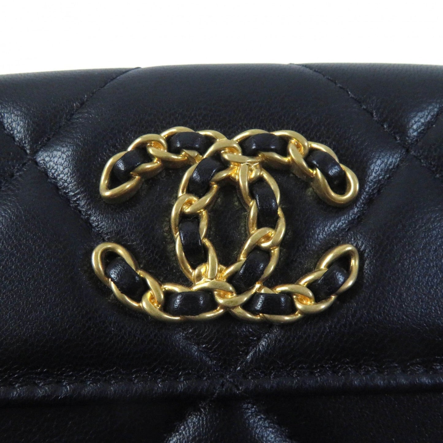 CHANEL Tri-fold wallet AP1789 lambskin black 19 Small flap wallet