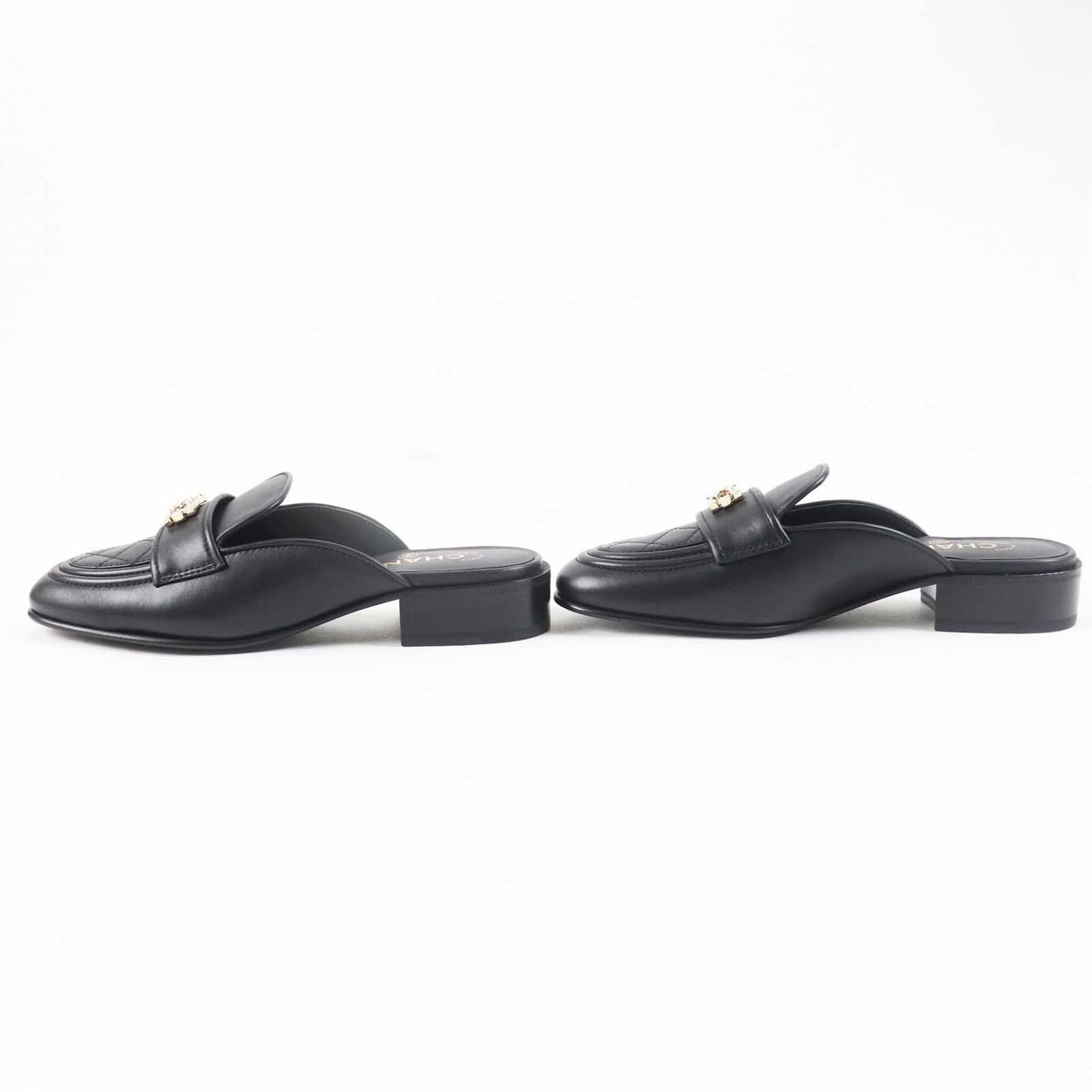 CHANEL Mule 20B G36510 leather black 37.5