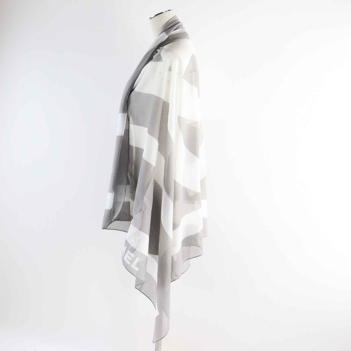 CHANEL Stall cotton Gray white