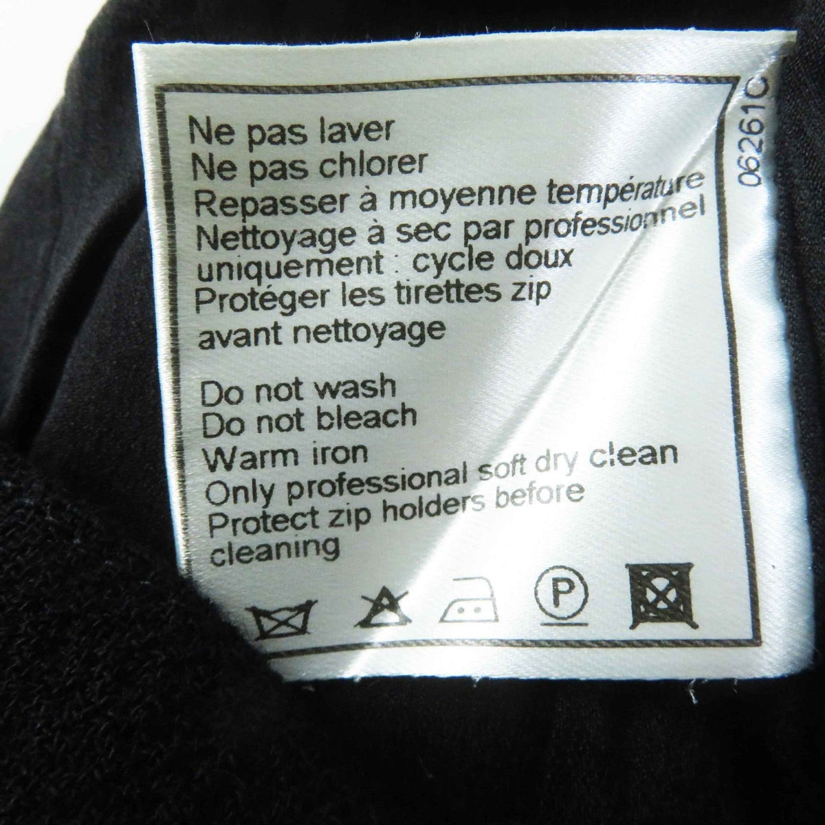 CHANEL skirt 97A P09690 wool black 36