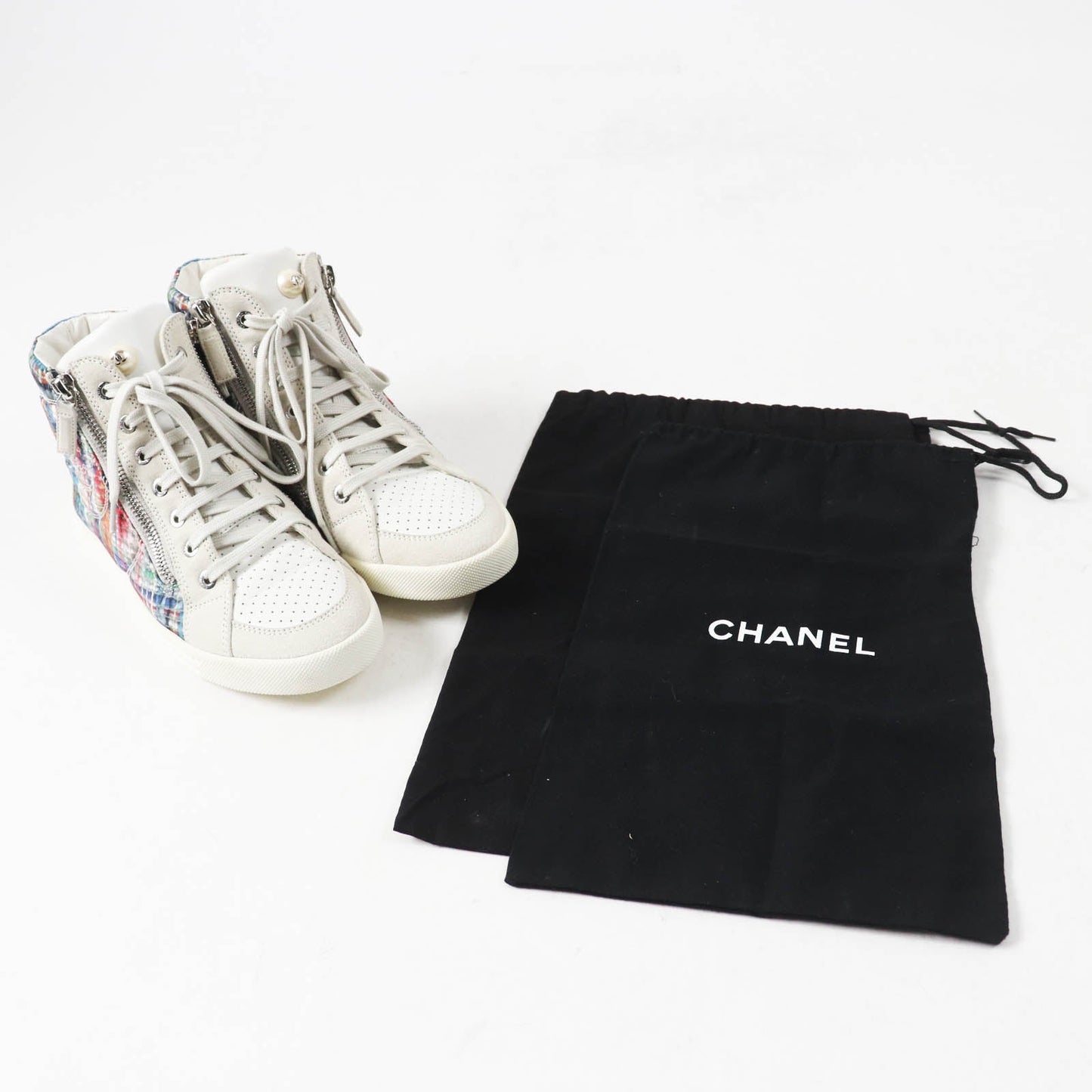 Chanel G29918 F Pearl COCO Mark Check Pattern Print Suede leather High cut sneakers