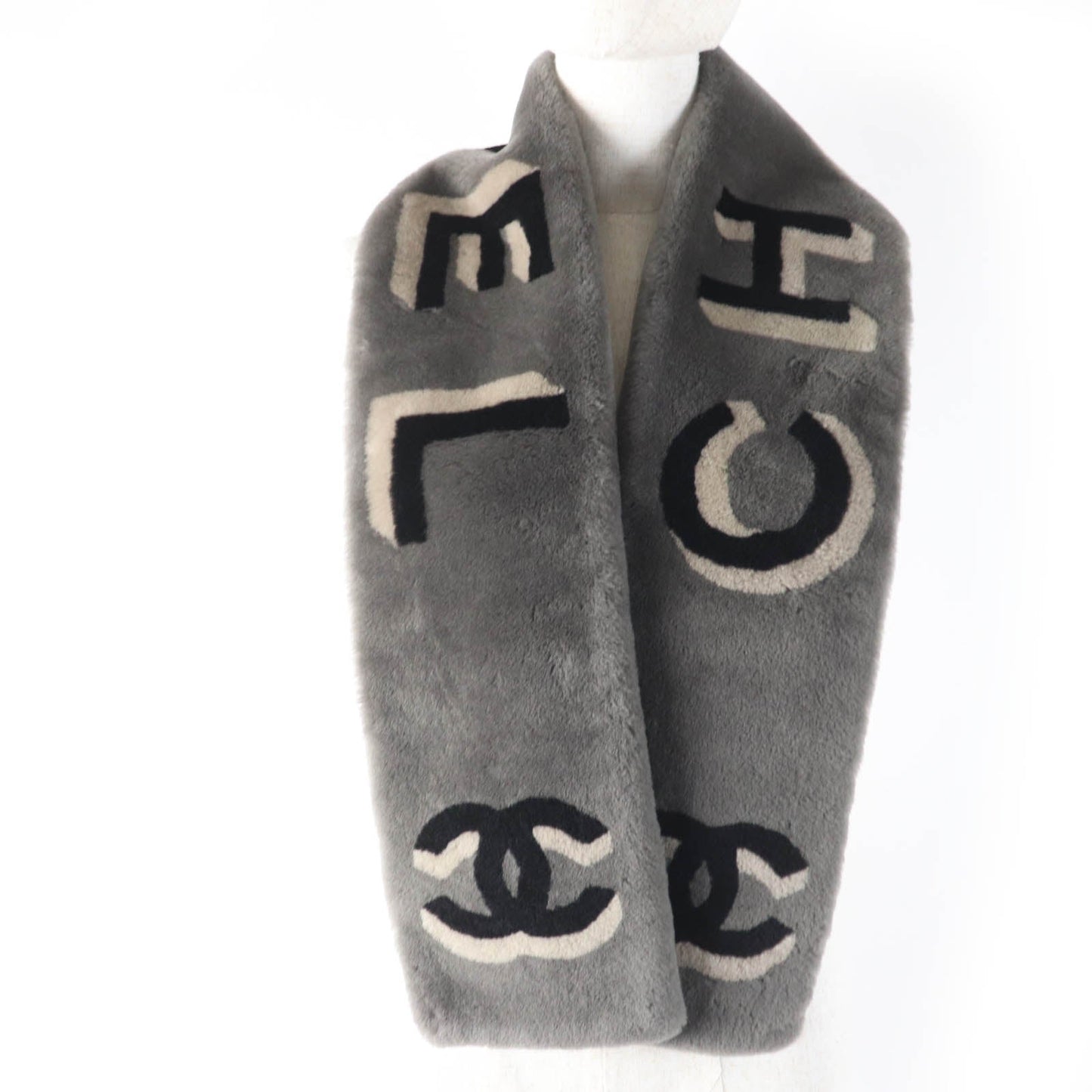 Chanel COCO Mark Logo Design Mouton Cashmere Shawl