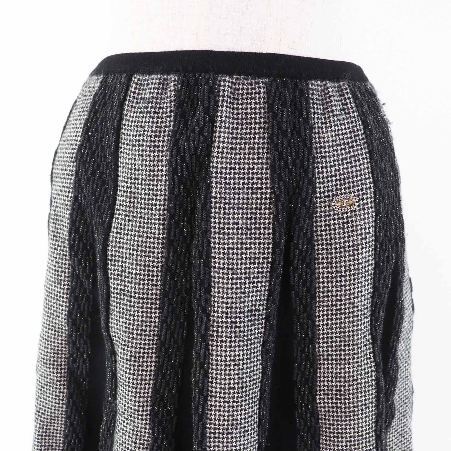 Chanel COCOMark plate Wool Skirt