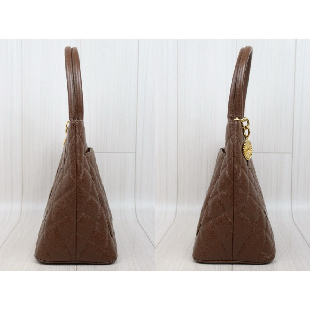 Very Good ( Rank A)｜ CHANEL Caviar Skin Calf Leather Tote Bag Golden Brown Made In 1997～1999Year｜P25071803