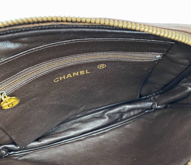 Chanel Vintage Crossbody Bag