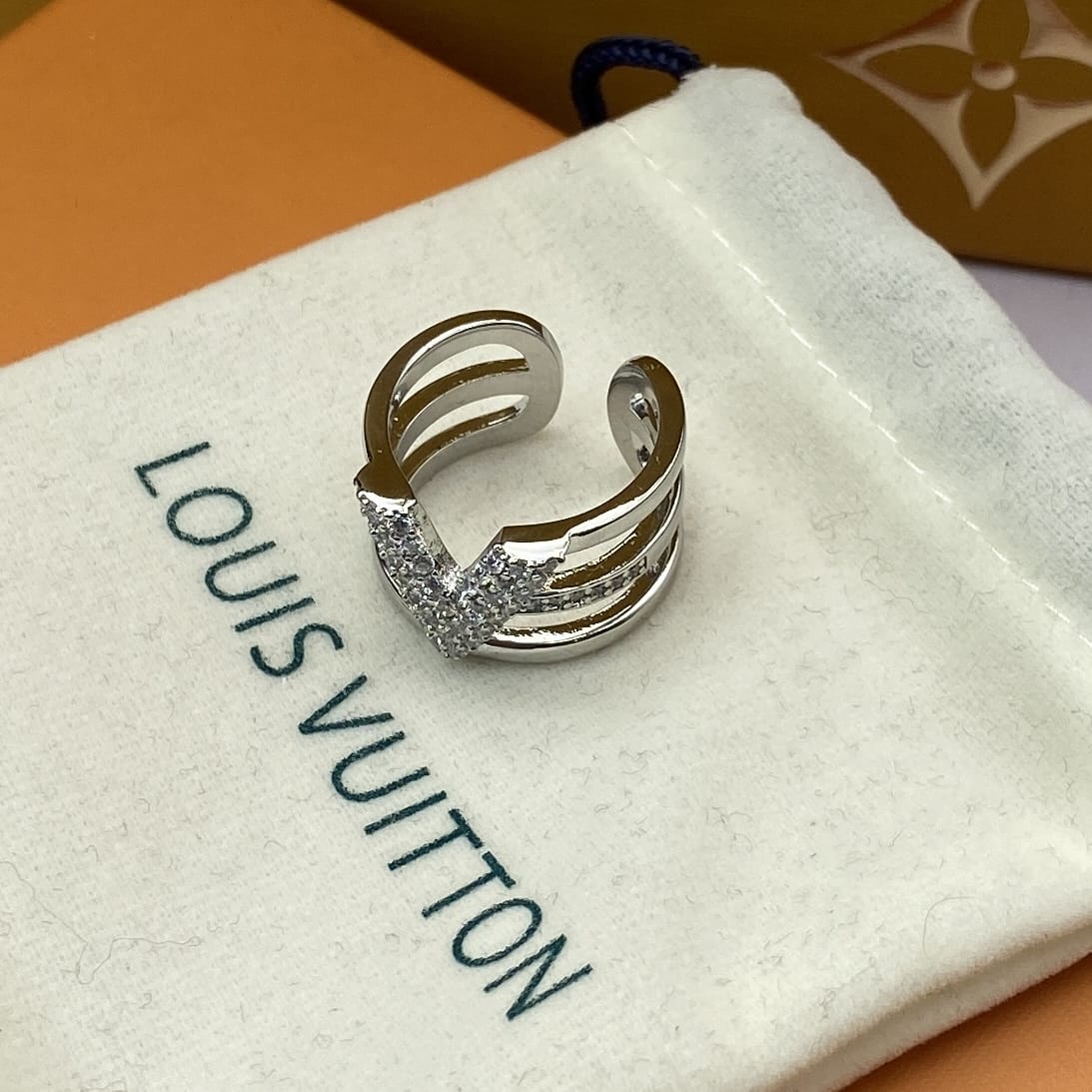 Louis Vuitton Ring