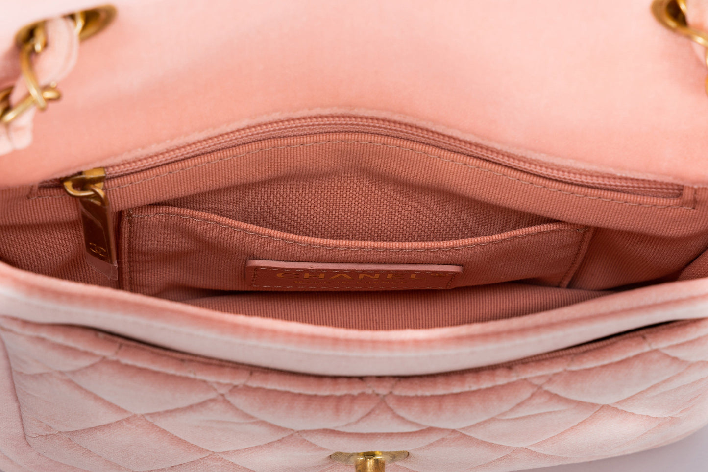 Seasonal CC Mini Pink Shoulder Bag in Velvet, Gold hardware