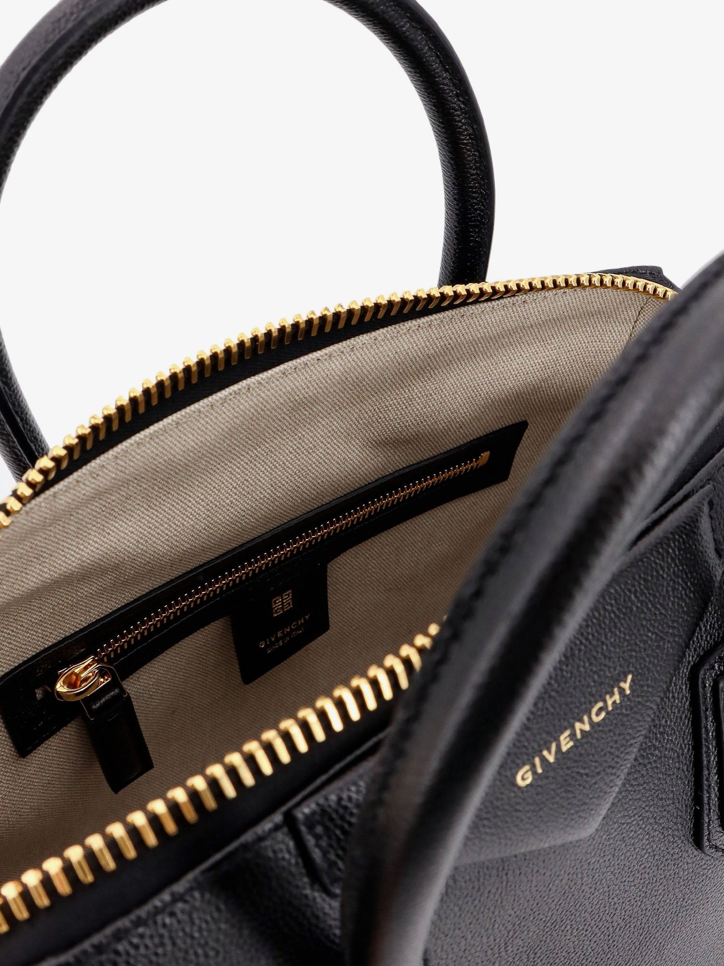 Givenchy Woman Givenchy Woman Black Handbags