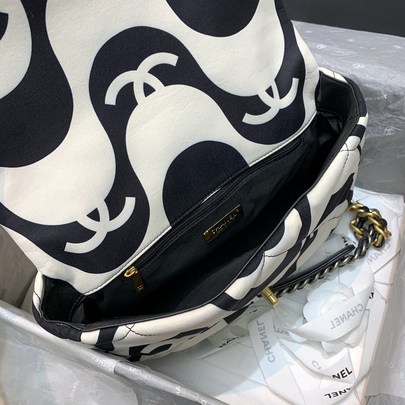 The Arid Bag Shop new Luxury  - Chanel Bags - 527