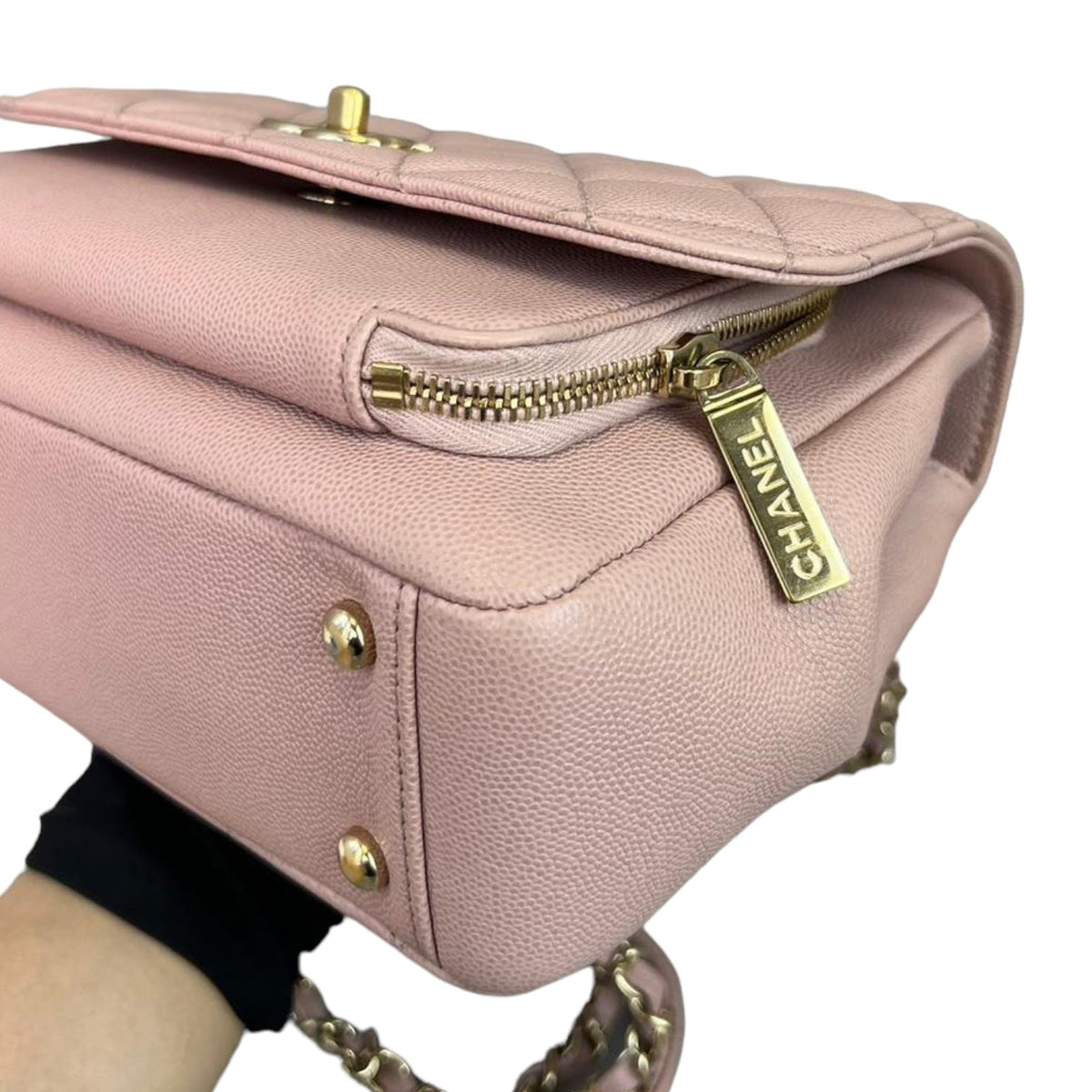 Medium Business Affinity Flap Caviar Pink LGHW