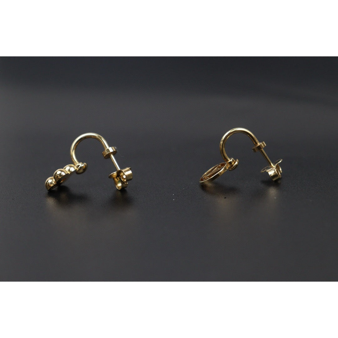 Very Good ( Rank A) ｜ LV Collier Essential LV Earrings ｜25010910