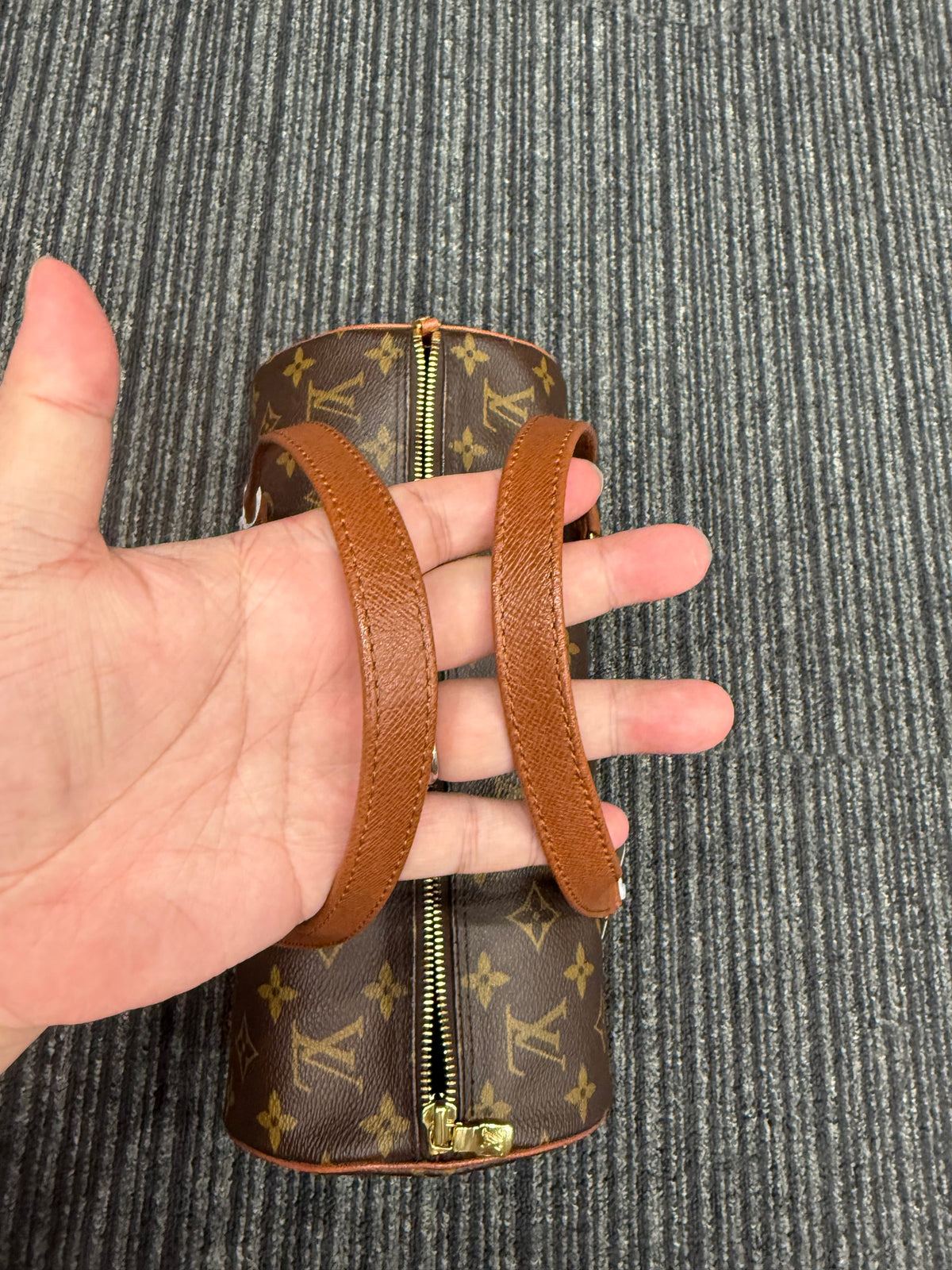 Very Good ( Rank A)｜ LV Monogram Papillon 30 Handbag ｜25042409