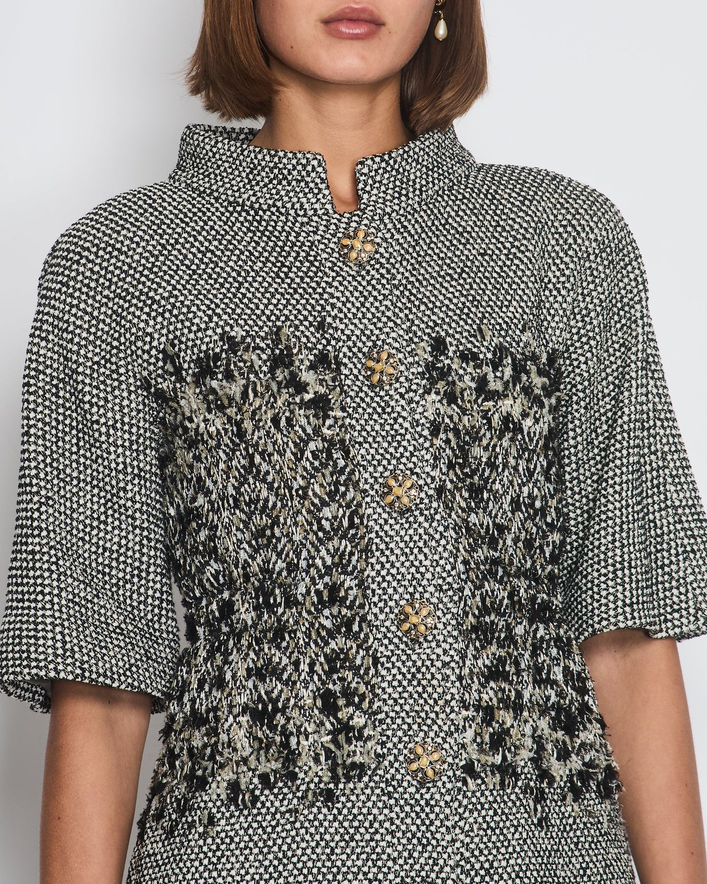 Chanel Black & White Mid-Sleeve Jacket with Embellished Buttons Size FR 36 (UK 8)