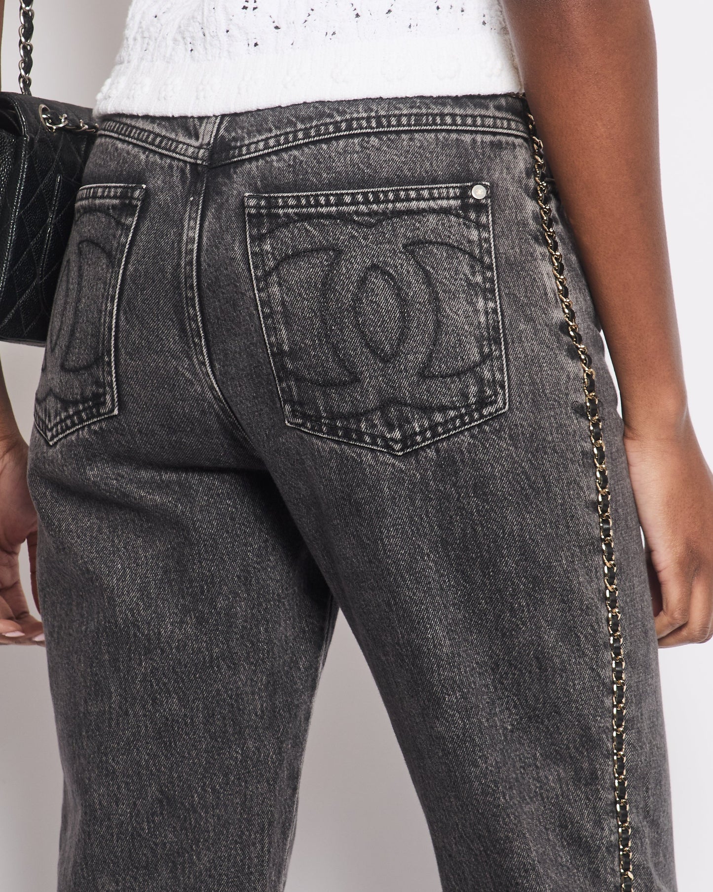 *HOT* Chanel 23N Coco Neige Washed Black Printed Straight Leg Jeans with Gold Chain Trim & CC Pocket Details Size FR 36 (UK 8) RRP ¬£3,250
