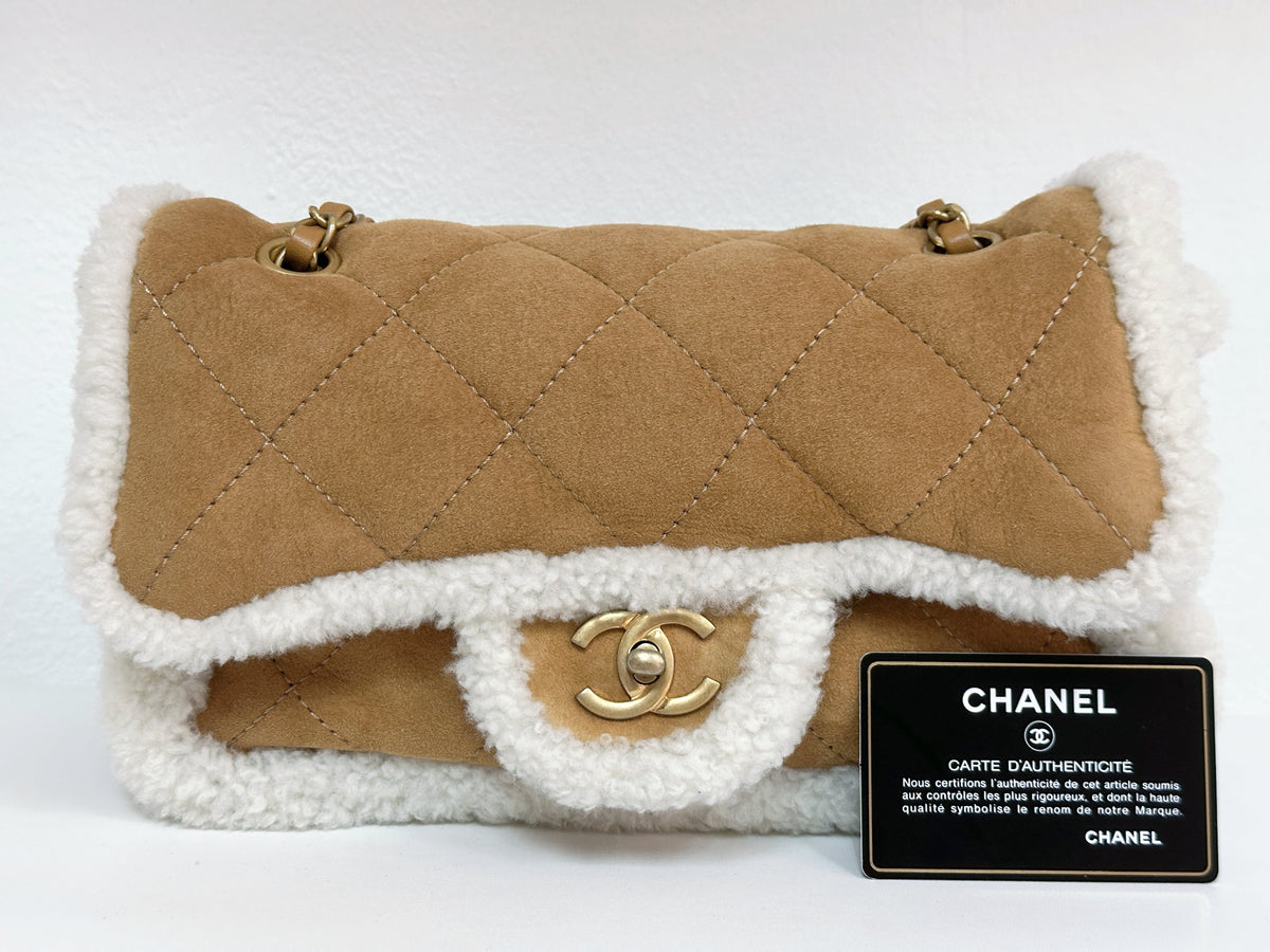 Chanel Medium Shearling Coco Neige Flap  holo card 264