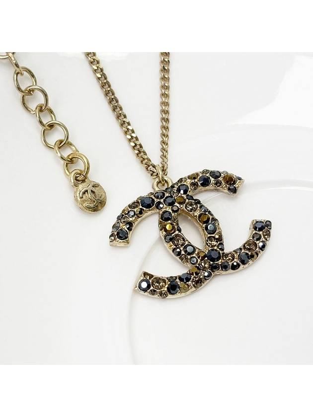 Big CC Logo Coco Cubic Gold Necklace Pendant 4VCHA16043 Chanel