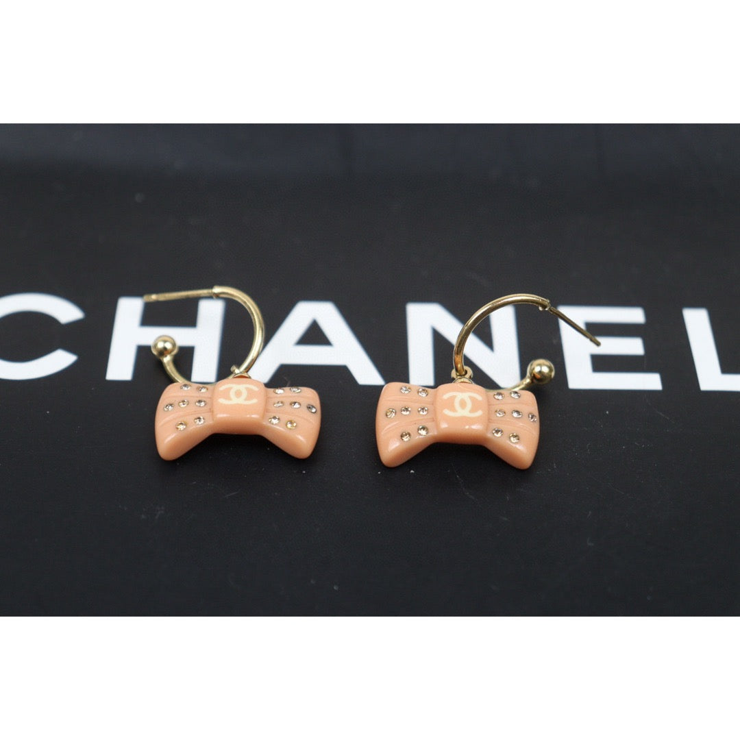 Very Good ( Rank A) ｜CHANEL COCO Mark Bow tie Rhinestone Earrings｜Q25032712