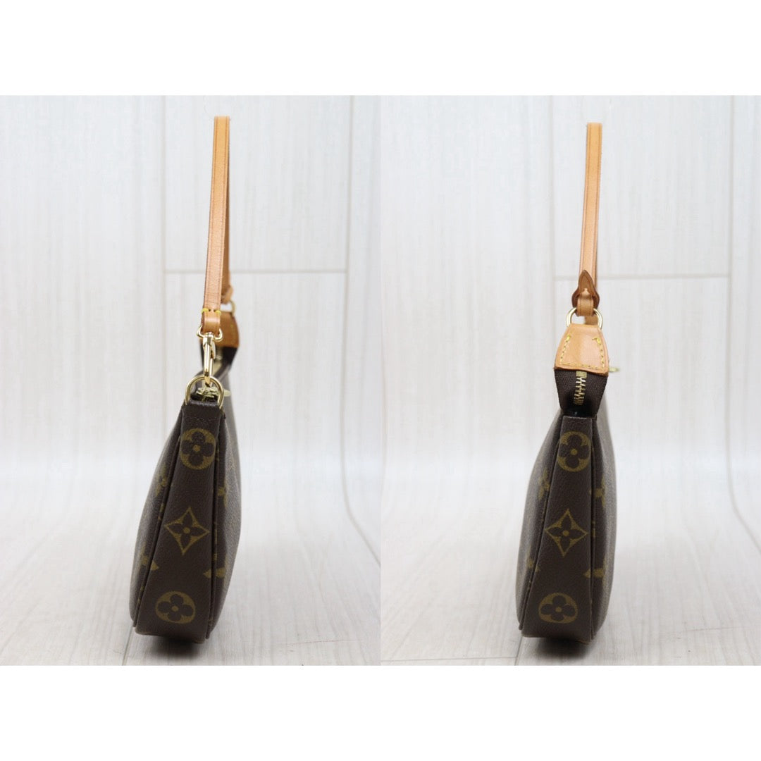 Very Good ( Rank A)｜LV Monogram Pochette Accessoires ｜25041003
