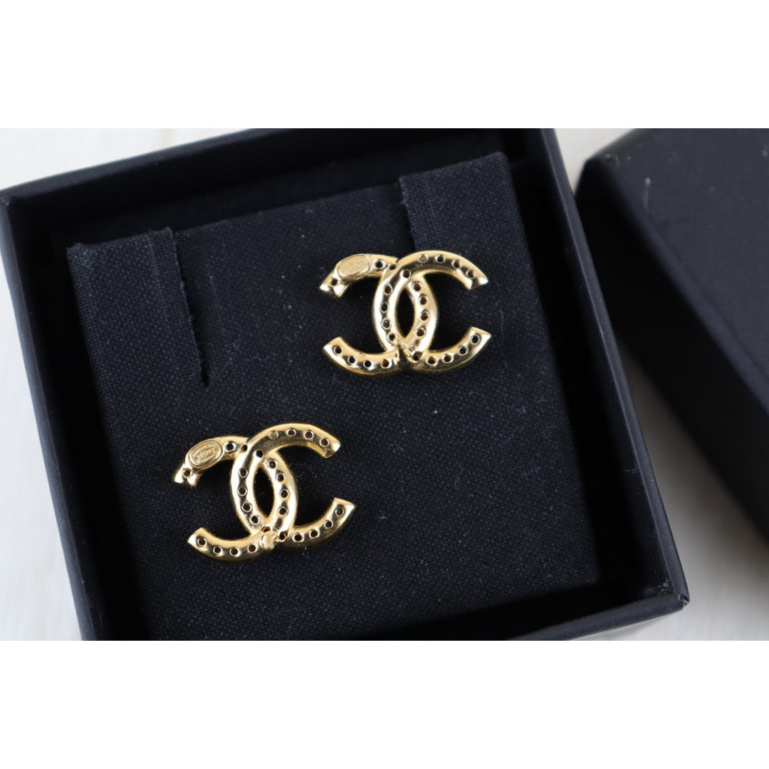 Very Good ( Rank A)｜CHANEL COCO Mark Diamond Vintage Earrings ｜H25011107