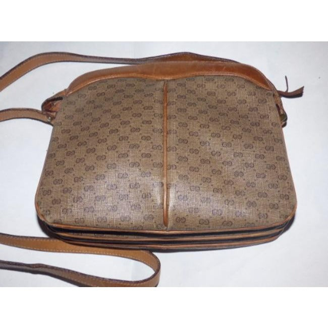 SALE! Gucci Brown Micro Guccissima Leather Crossbody w Compartments
