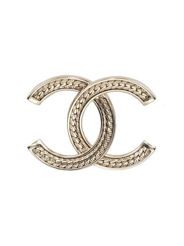 Brooch CC Logo Pin Gold Chanel