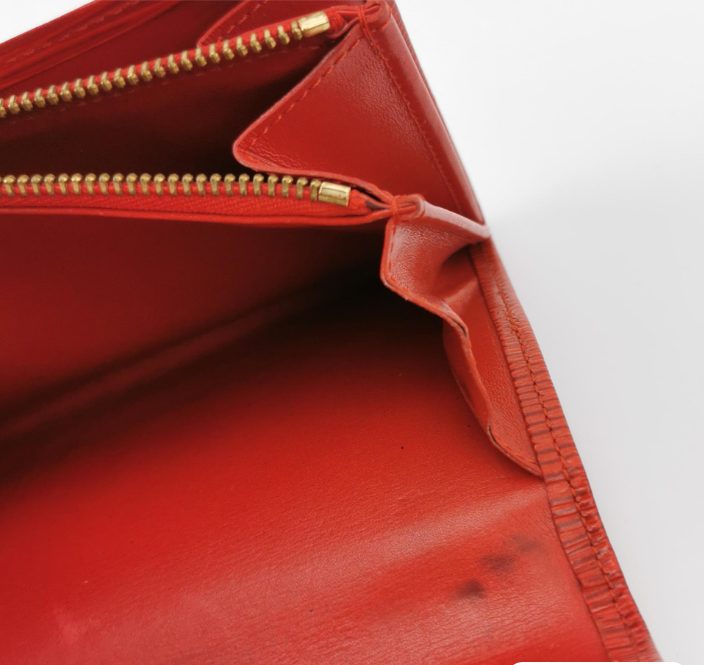Preloved Louis Vuitton (LV)  Wallet 1995year red 24062178756620