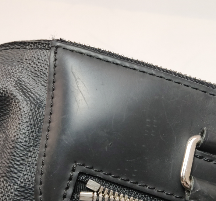 Preloved Louis Vuitton (LV)Porte-Documents Jour bag Black 36cm 250327781122850