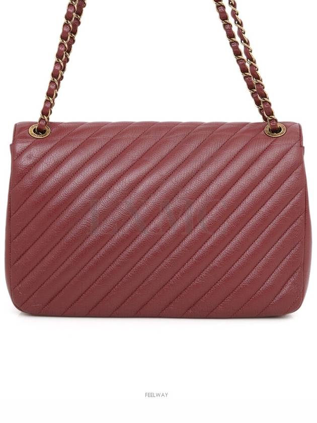 Diagonal Chevron Quilted Chain Flap Shoulder Bag Red Gold Chanel