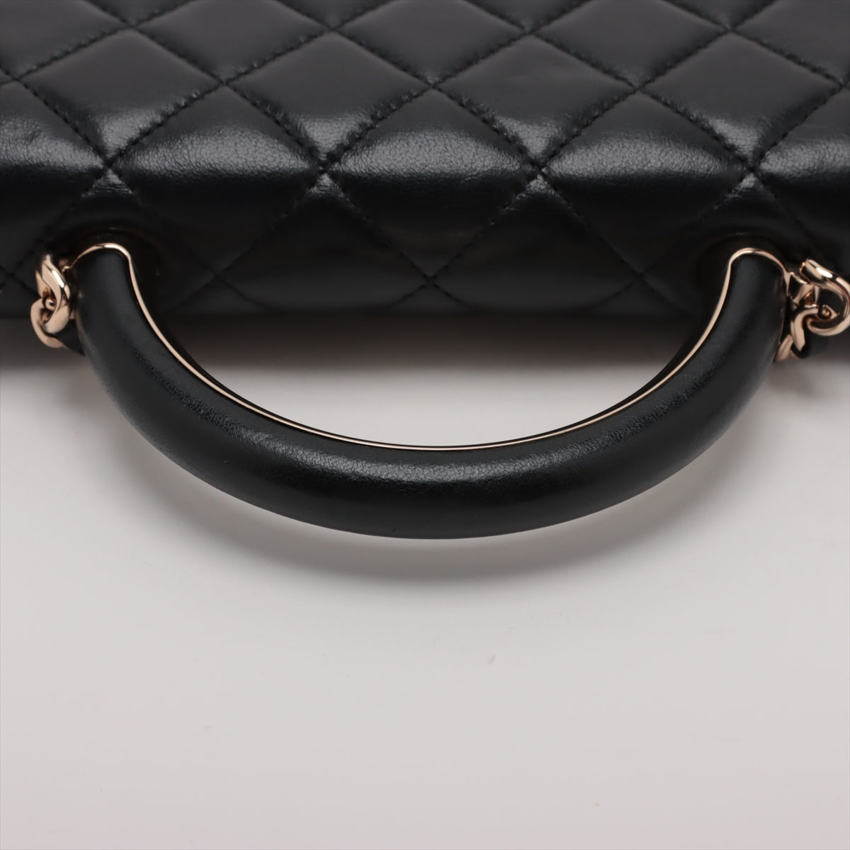 Chanel Lambskin  Chain Wallet Top Handle Black G