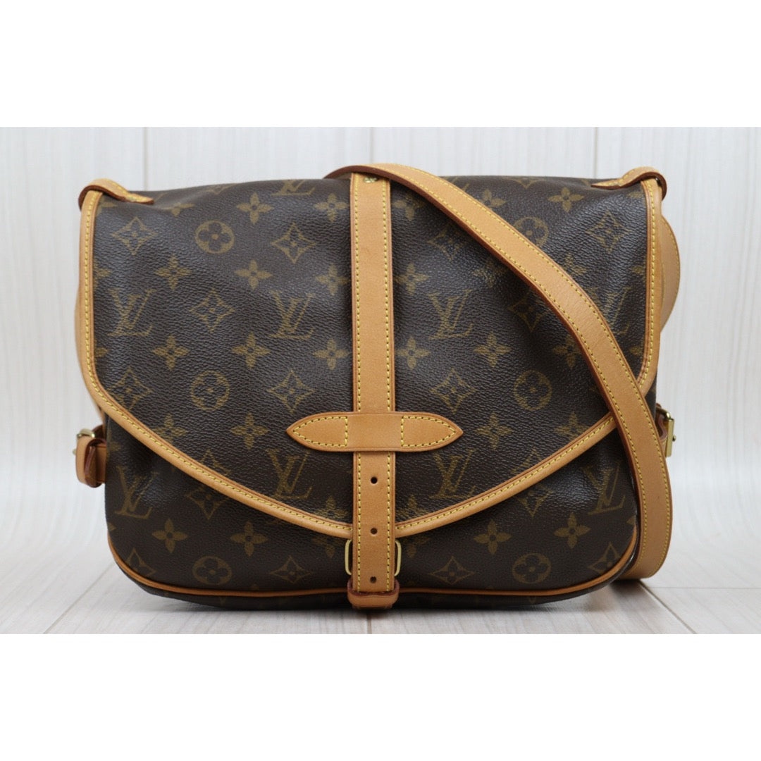 Good ( Rank AB)｜ LV Monogram Saumur 30 Shoulder Bag｜25031309