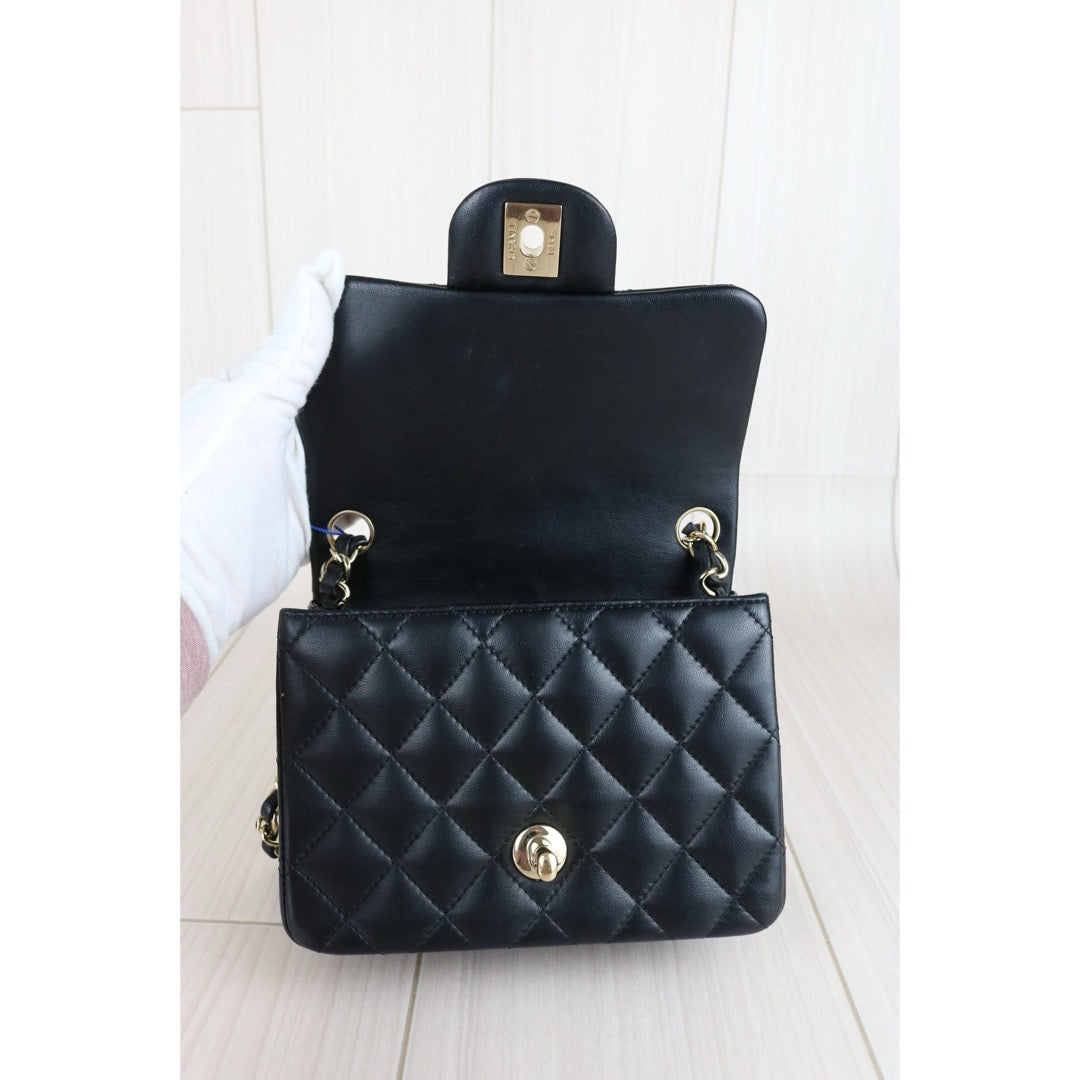 Very Good ( Rank A)｜ CHANEL  Matrasse Lamb Skin 17 Black Shoulder Bag Made In 2018～2019 Year ｜W25030601