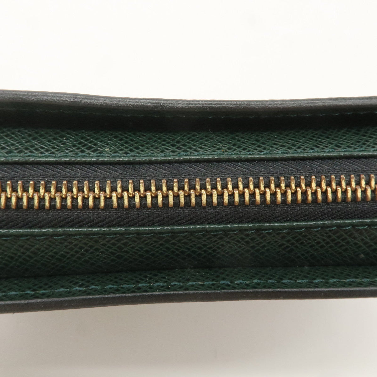 Louis Vuitton Set of 2 Taiga Baikal Clutch Bag Pouch Epicea M30184