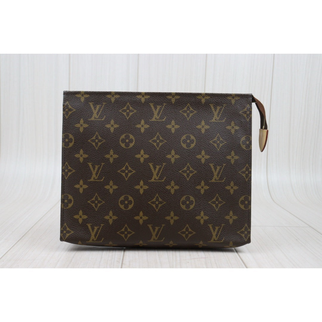 Very Good ( Rank A)｜ LV Monogram Pochette Toilette 26 ｜25021804