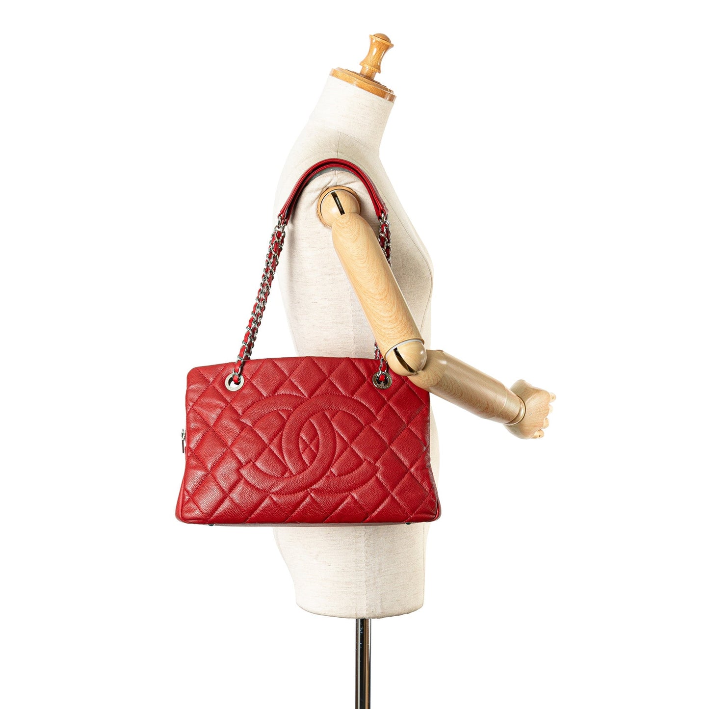 Red Chanel CC Petite Caviar Soft Tote