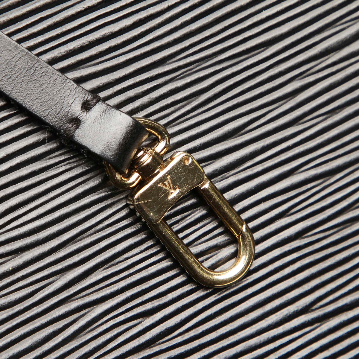 Louis Vuitton Pochette Accessoires Black Epi