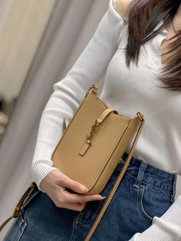 Yves Saint Laurent - Bags - The Wells Bags  622