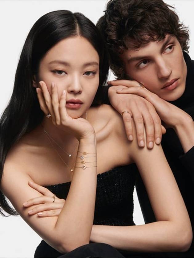 Premiere Iconic Chain Watch Black Chanel