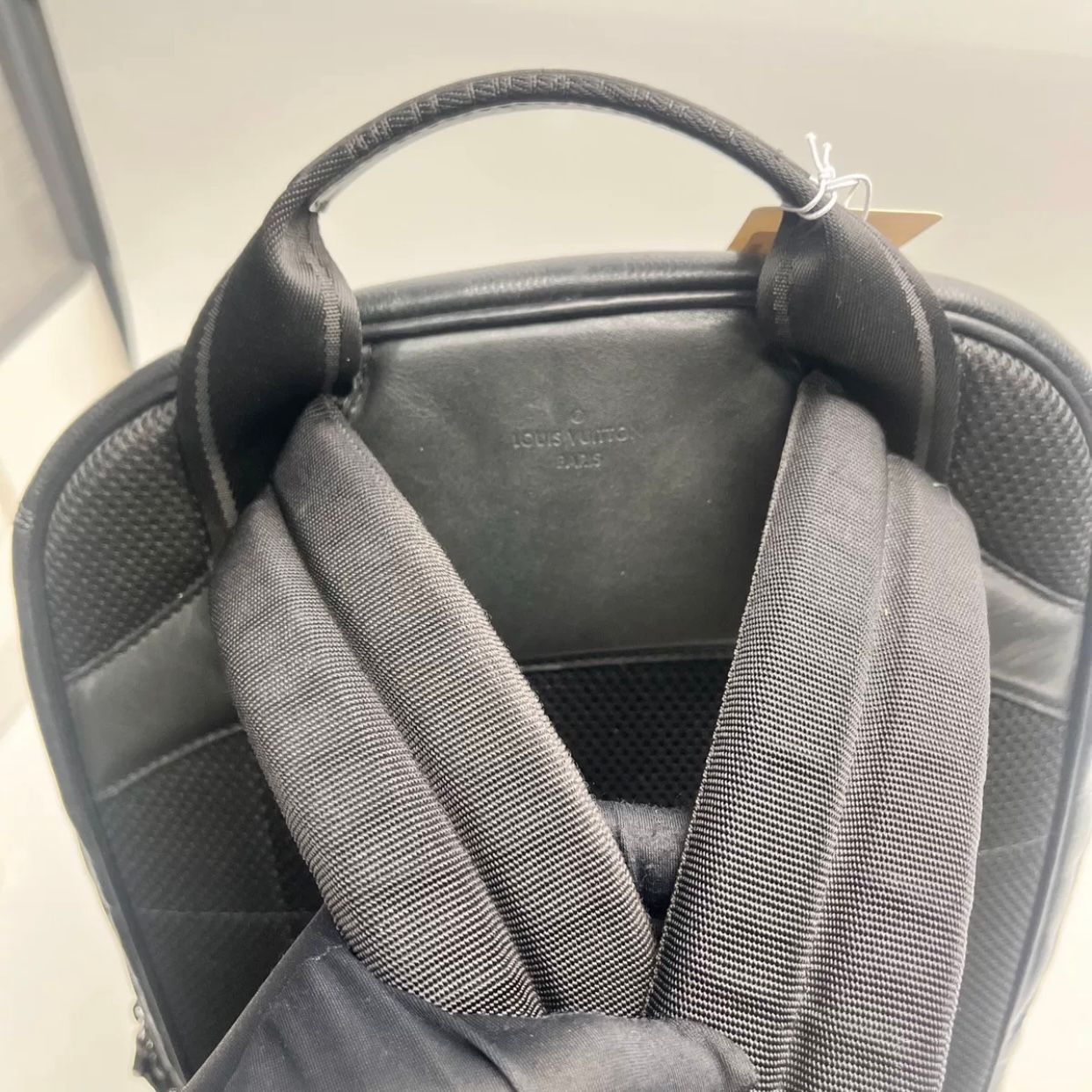 preloved Louis Vuitton (LV)  backpack 24x47cm black 22528