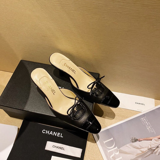 CHANEL CC LOGO MULES SHOES SLIDES 40 1/2