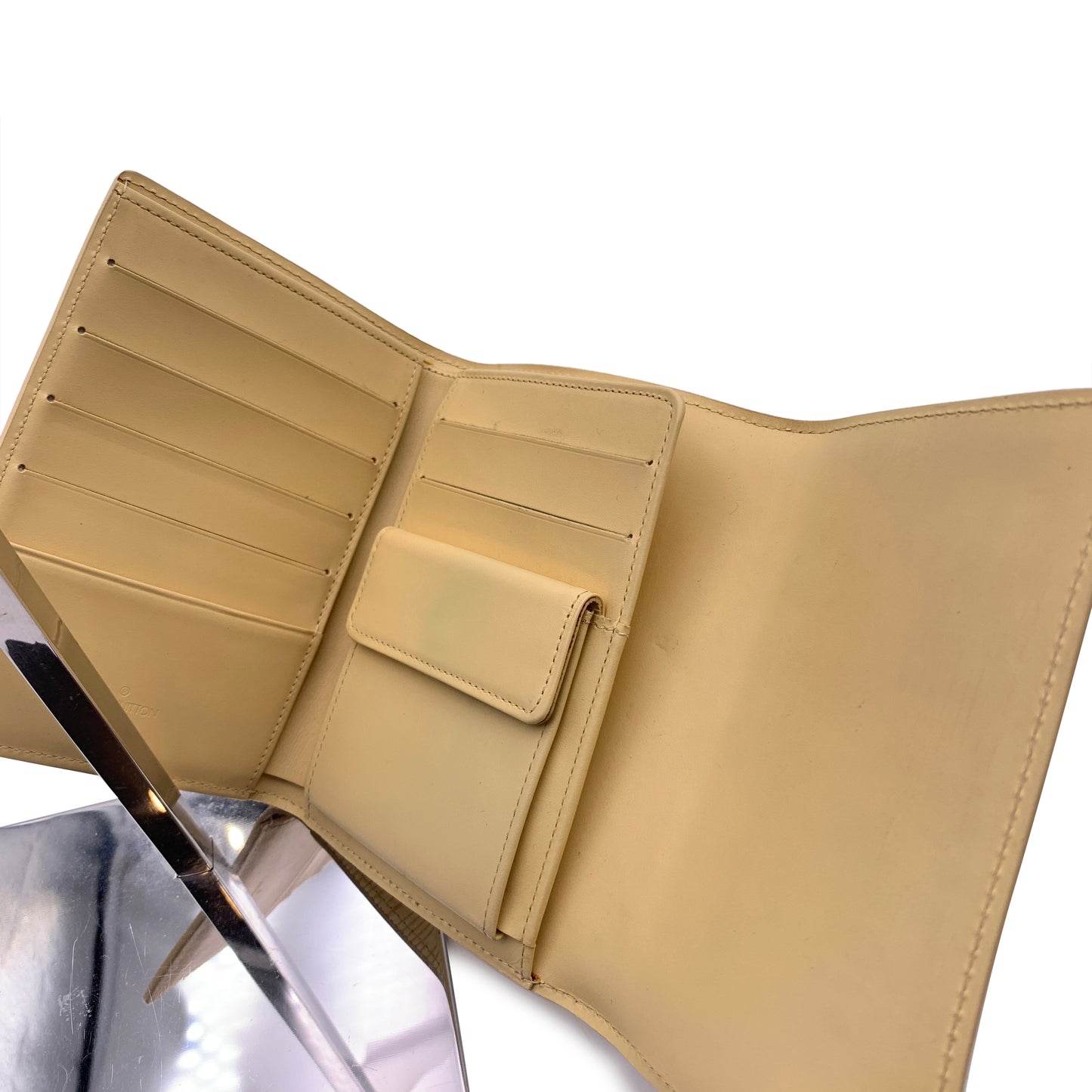 LOUIS VUITTON Vintage Beige Vanilla Epi Leather Elastic Trifold Wallet