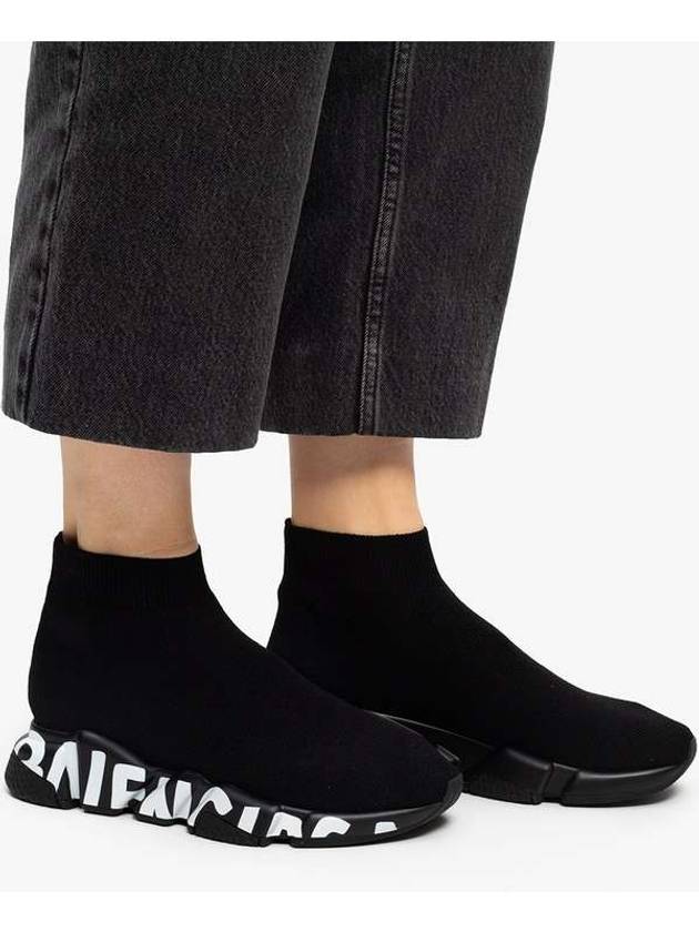 Luxury Balenciaga  Speedrunner Graffiti Logo Sole High Top Sneakers Black White